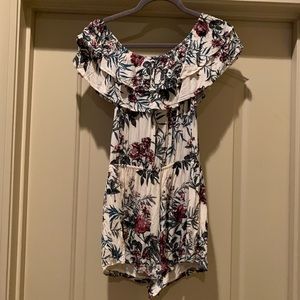 Harper Off the shoulder floral romper